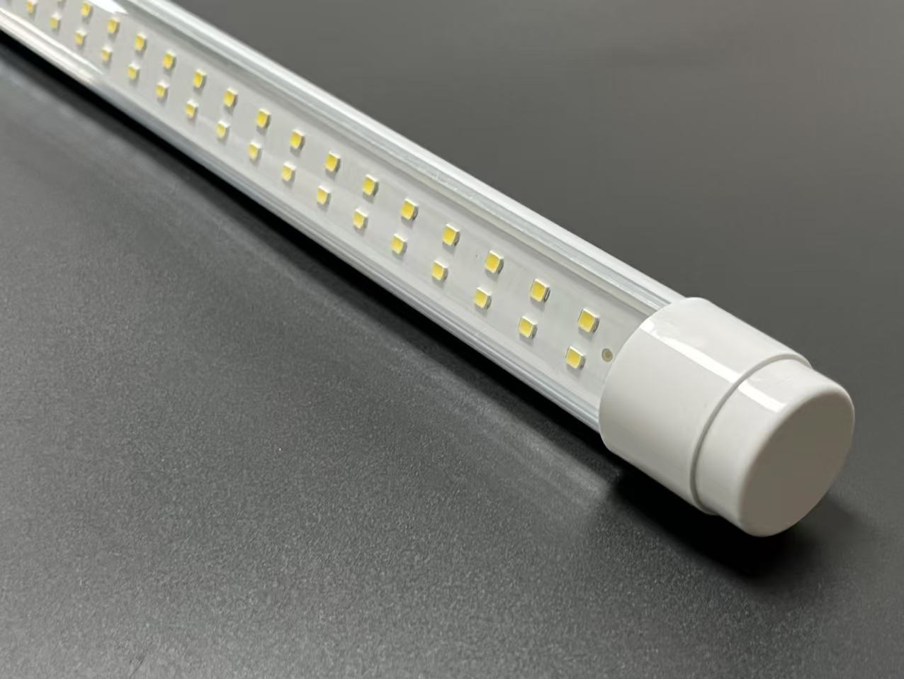 屋外直管ランプ